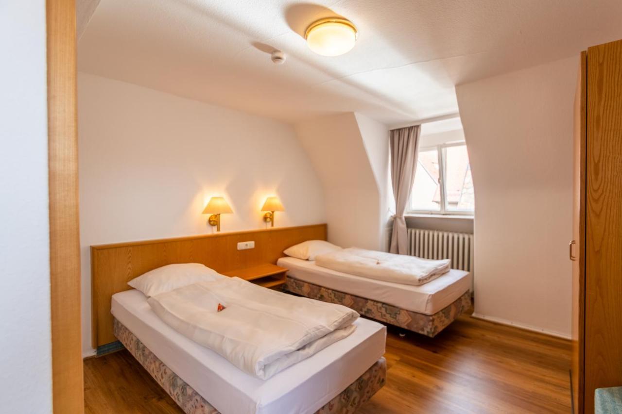Gaestehaus Am Weissen Turm Rothenburg ob der Tauber Kültér fotó